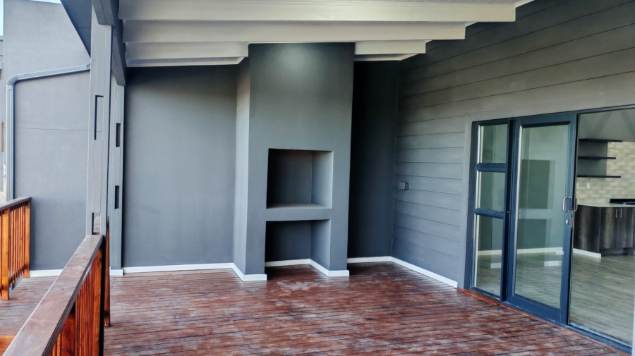 3 Bedroom Property for Sale in Bergsig Western Cape